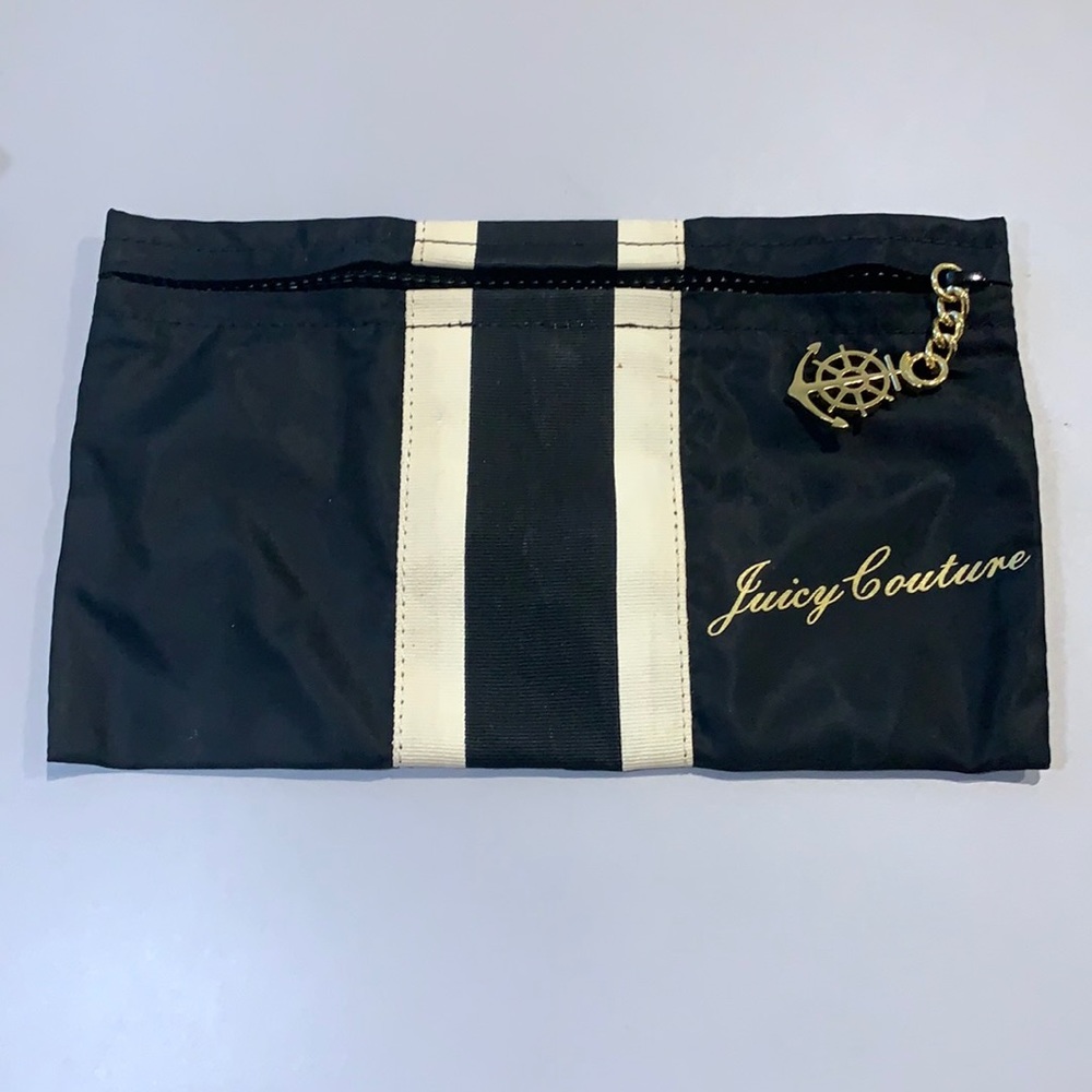 Juicy couture small nylon pouch black
